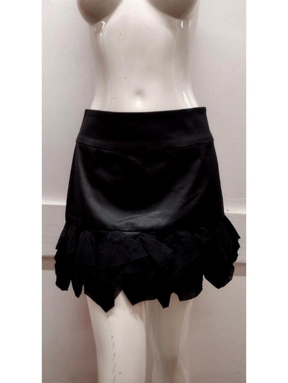 Black Skirt Satin Cotton Ruffled Bottom Size 0 Evening Wear Vintage y2k EXPRESS